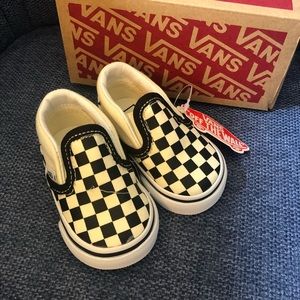 NWT Kids Checkerboard Slip-on Size 2